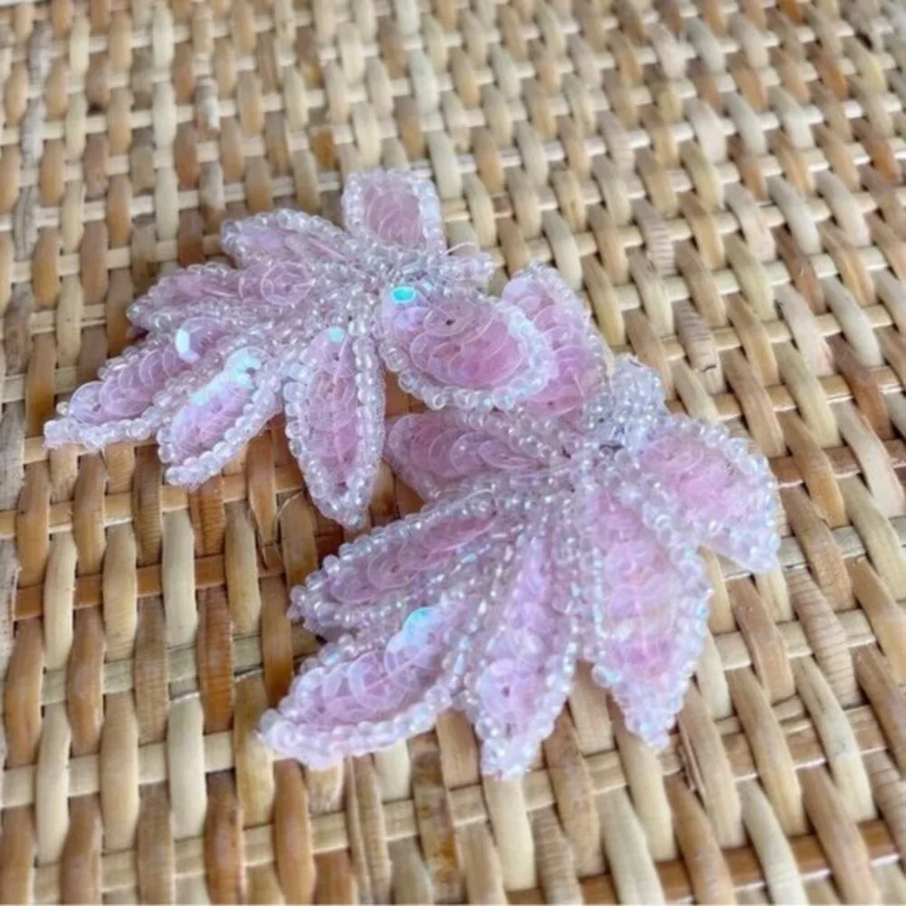 Vintage 80s pink sequin beaded leaf earrings barbie